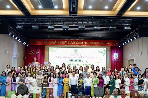 Bộ Tư pháp gặp mặt, tôn vinh nữ cán bộ nhân Ngày Phụ nữ Việt Nam 20/10