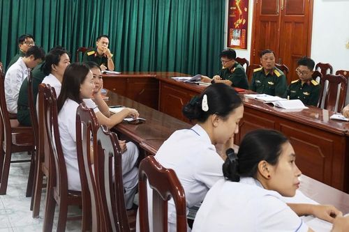 Viện kiểm sát Quân sự khu vực 72 tuyên truyền pháp luật tại Bệnh viện Quân y 7B