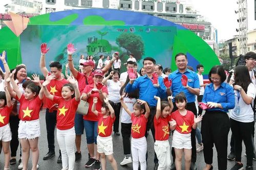 'Từ đĩa ăn sạch đến thành phố sạch': Thay đổi thói quen, kiến tạo đô thị xanh