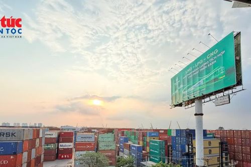 Xuất khẩu tăng mạnh, doanh nghiệp hưởng lợi chưa đồng đều