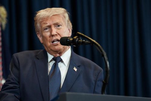 Ông Trump nêu mục đích chính muốn gặp ông Putin và ông Tập, nói 'Nga vẫn ổn với vấn đề Ukraine'