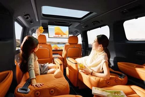 'Chuyên cơ mặt đất' công suất 438 mã lực, trang bị tiên tiến, giá gần 1,1 tỷ đồng