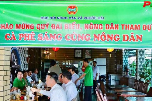 'Cà phê sáng cùng nông dân'