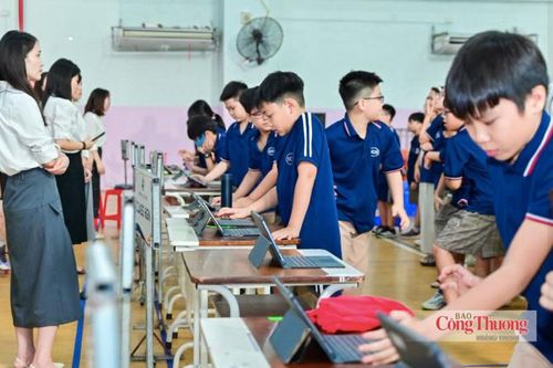 Bộ Giáo dục và Đào tạo cho phép kiểm tra định kỳ trên máy tính