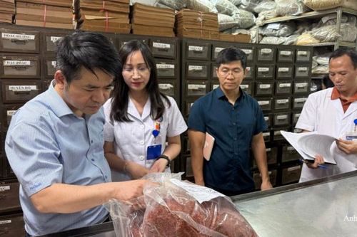 Bộ Y tế yêu cầu xử lý nghiêm hàng giả, gian lận thương mại trong lĩnh vực y tế