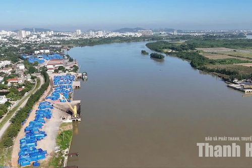 Rộng mở không gian cho nghề đóng tàu