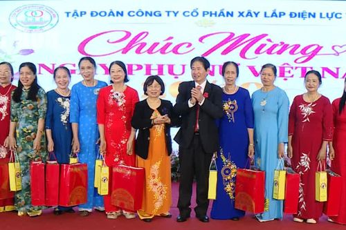 Công ty CP Xây lắp Điện lực Thanh Hóa tôn vinh nữ cán bộ, người lao động