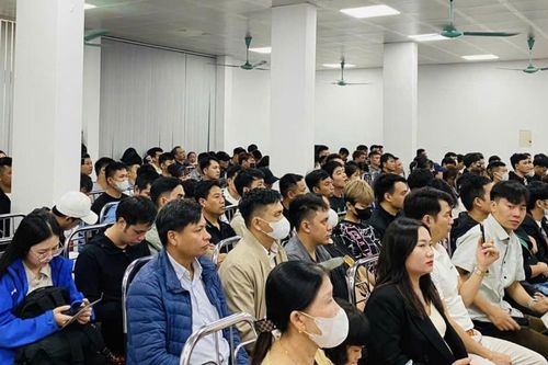 Từ 2027, lao động Việt Nam đi làm việc ở nước ngoài được quản lý bằng mã số