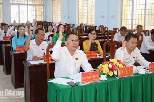 Hòa Điền bố trí hơn 94 tỷ đồng đầu tư công trình giao thông, trường học