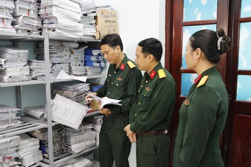 Bộ Quốc phòng kiểm tra, hướng dẫn số hóa hồ sơ tại Bộ Chỉ huy quân sự thành phố Bắc Ninh