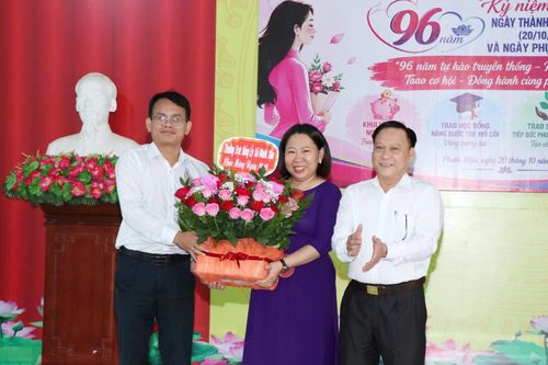 Xã Phước Hậu họp mặt kỷ niệm Ngày thành lập Hội Liên hiệp Phụ nữ Việt Nam