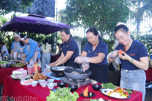 Liên đoàn Lao động tỉnh tổ chức các hoạt động kỷ niệm Ngày Phụ nữ Việt Nam
