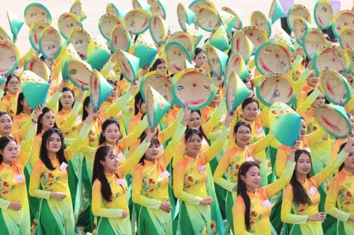 Phụ nữ Việt Nam phát huy truyền thống, khẳng định vị thế trong kỷ nguyên mới