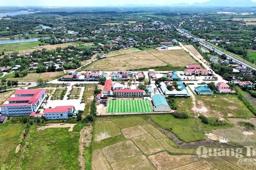 Từ giám sát của HĐND xã...