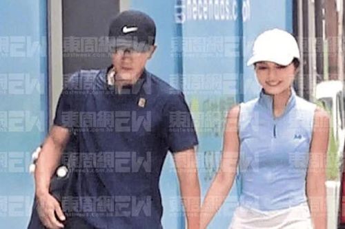 Lưu Khải Uy quen tình trẻ kém 20 tuổi khi chơi pickleball