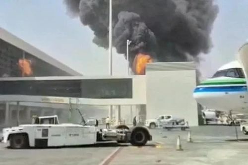 Arab Saudi hoãn tổ chức 'Davos sa mạc' do Houthi gia tăng tấn công