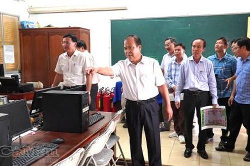 Phó Chủ tịch UBND tỉnh Nguyễn Minh Luân khảo sát Trường Phổ thông Cà Mau – Ninh Bình