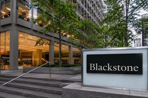 Blackstone huy động 8,7 tỷ USD cho quỹ chuyển dịch năng lượng