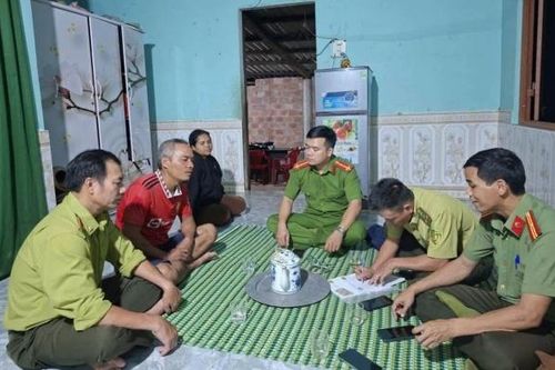 Vườn quốc gia Bạch Mã tuyên truyền tận nhà dân, chung tay bảo vệ rừng