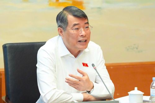 Thủ tướng: Phát triển bất động sản cao cấp căn cứ theo nhu cầu của thị trường