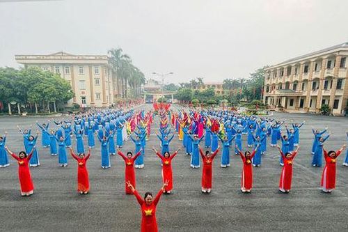 Kỷ niệm 96 năm Ngày thành lập Hội Liên hiệp phụ nữ Việt Nam (20/10/1930 - 20/10/2026): Phụ nữ Thủ đô lan tỏa những giá trị tốt đẹp