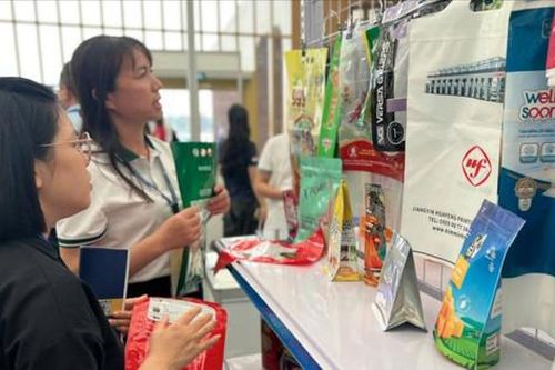 Bao bì xanh: Đòn bẩy nâng tầm thương hiệu Việt