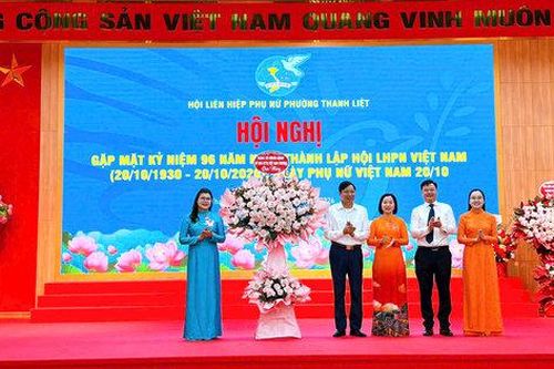 Phụ nữ Thanh Liệt đẩy mạnh chuyển đổi số, xây dựng tổ chức Hội vững mạnh
