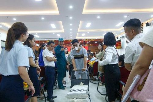 Người dân Định Công nhận tiền chi trả giải phóng mặt bằng thi công Quốc lộ 1A