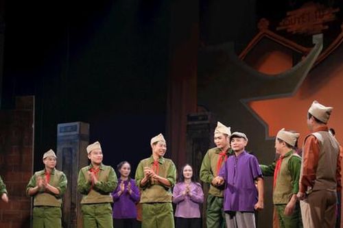 Giữ hồn tuồng Việt giữa nhịp sống đương đại
