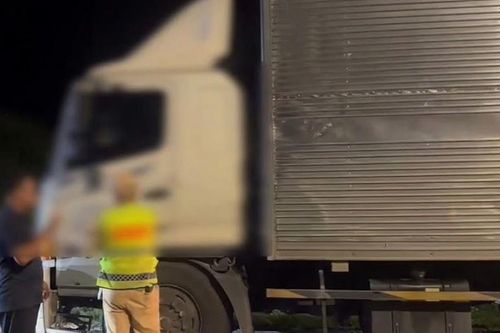 Xử phạt lái xe và chủ phương tiện 78,5 triệu đồng vì sử dụng biên bản tạm giữ giấy phép lái xe lưu thông trên cao tốc