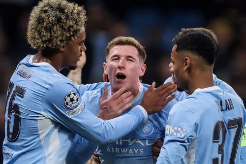 Man City 4-1 AEK: Thế trận một chiều