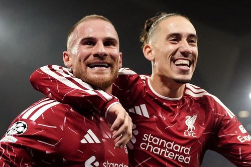 Liverpool thắng điên rồ ở Champions League