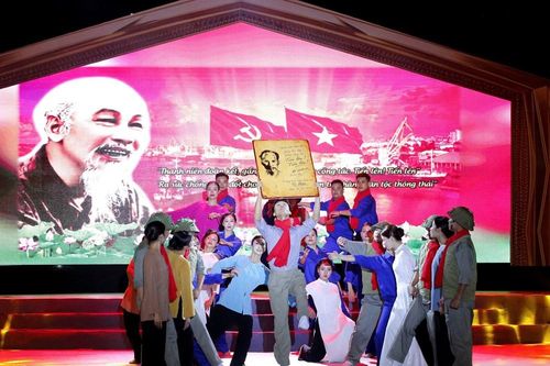 Hải Phòng: Ngân vang giai điệu về Bác Hồ kính yêu