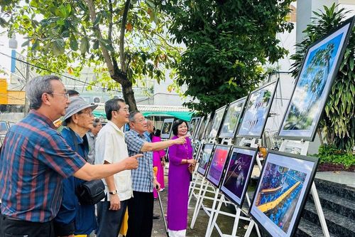 An Giang: Triển lãm 90 tác phẩm ảnh nghệ thuật 'Dấu ấn thời gian'