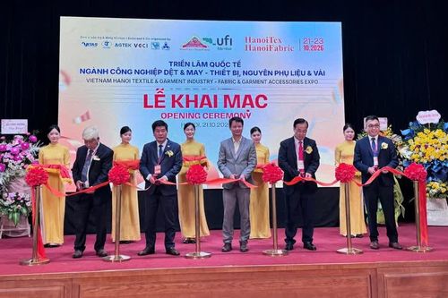 Khai mạc triển lãm quốc tế ngành công nghiệp dệt may tại Hà Nội