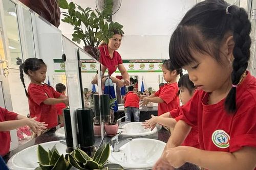 Không để dịch bệnh tay chân miệng lây lan trong trường học