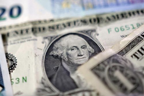 Tỷ giá USD hôm nay (21-10): Đồng USD giảm khi giá dầu đi xuống