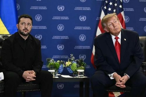 Ông Trump muốn Ukraine cử người khác đàm phán thay ông Zelensky