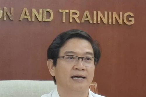 Vụ trưởng Vụ Giáo dục Phổ thông đối thoại, giải đáp triển khai giáo dục tăng cường, theo nhu cầu người học