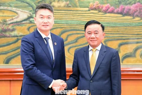 Thường trực Ban Bí thư Trần Cẩm Tú tiếp đoàn đại biểu T.Ư Đoàn TNNDCM Lào