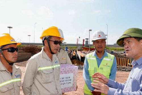 Trên công trường đường sắt tốc độ cao Hà Nội - Quảng Ninh
