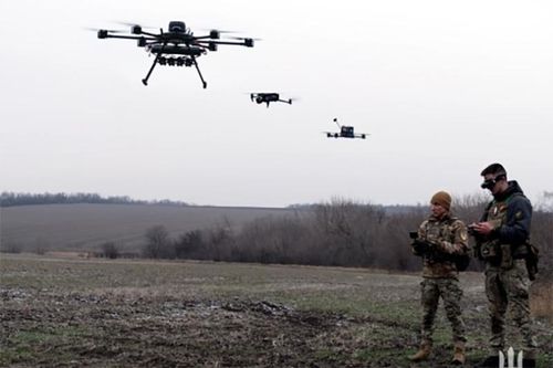 Ukraine phát hiện các quan chức biển thủ 5 triệu USD mua UAV