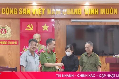 Nhặt được 9 chỉ vàng, bảo vệ chợ chủ động tìm người đánh rơi để trả lại