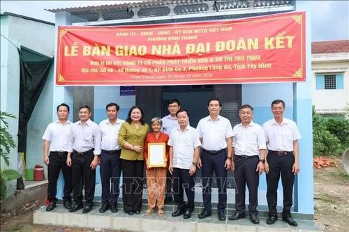 Dựng xây niềm tin thoát nghèo từ những mái ấm nghĩa tình