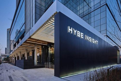 HYBE tăng trưởng mạnh bất chấp khoảng trống của BTS