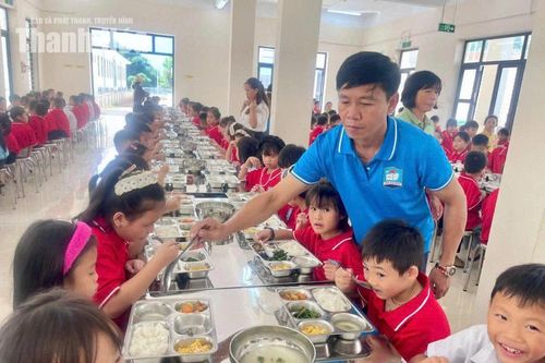 “Ngôi nhà mới” của học sinh vùng biên