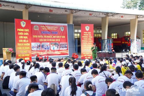 Tăng cường công tác tuyên truyền, trải nghiệm, thực hành phòng cháy chữa cháy đối với các em học sinh