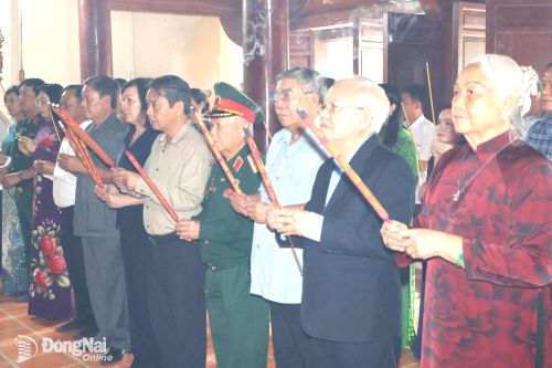 Lãnh đạo thành phố Đồng Nai dâng hương, hoa tại các di tích lịch sử