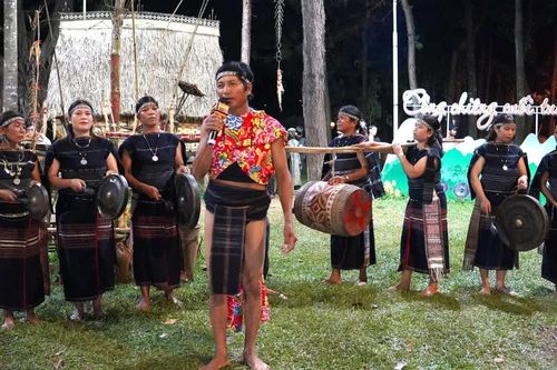 “Cồng chiêng cuối tuần” chào mừng Ngày Phụ nữ Việt Nam