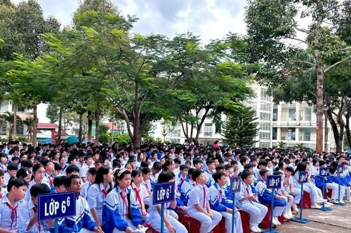 Đồng hành cùng học sinh chăm sóc sức khỏe tâm thần